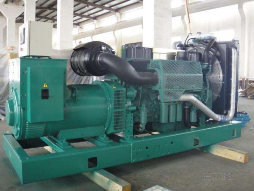 江岸便携静音：租赁无声发电机组，便携式解决能源需求